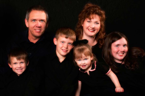 Family gallery photo 1 of 179