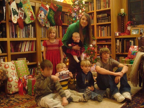 Family gallery photo 134 of 179