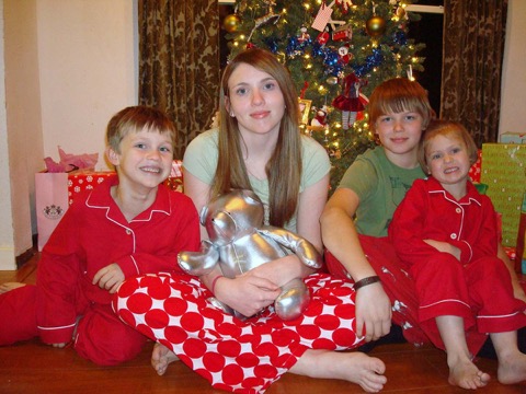 Family gallery photo 43 of 179